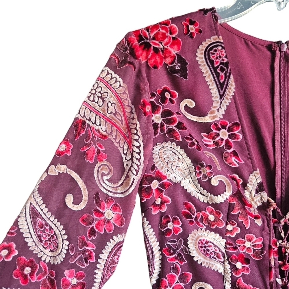 NWT Chelsea & Violet Maroon Velvet Boho Paisley Jumpsuit Sz Medium‎ - Picture 4 of 14